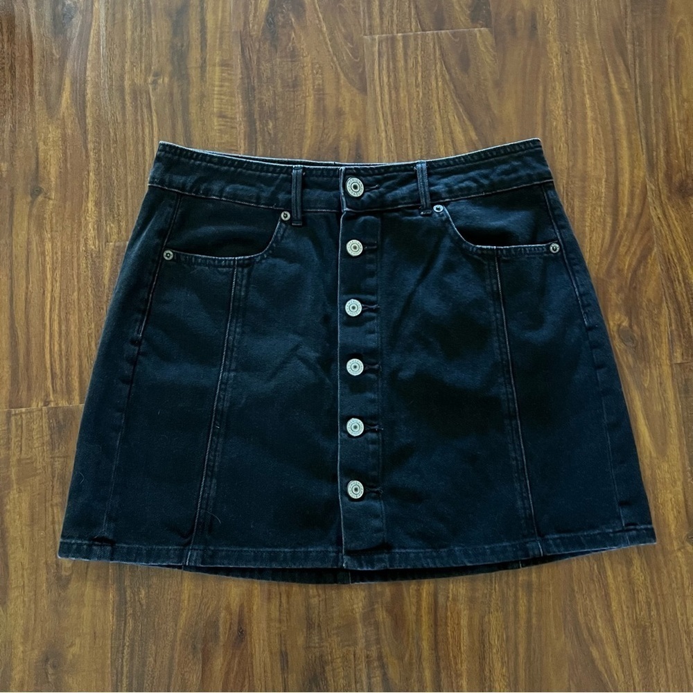 American Eagle Black High Rise A-Line Button Front Denim Mini Skirt size 6